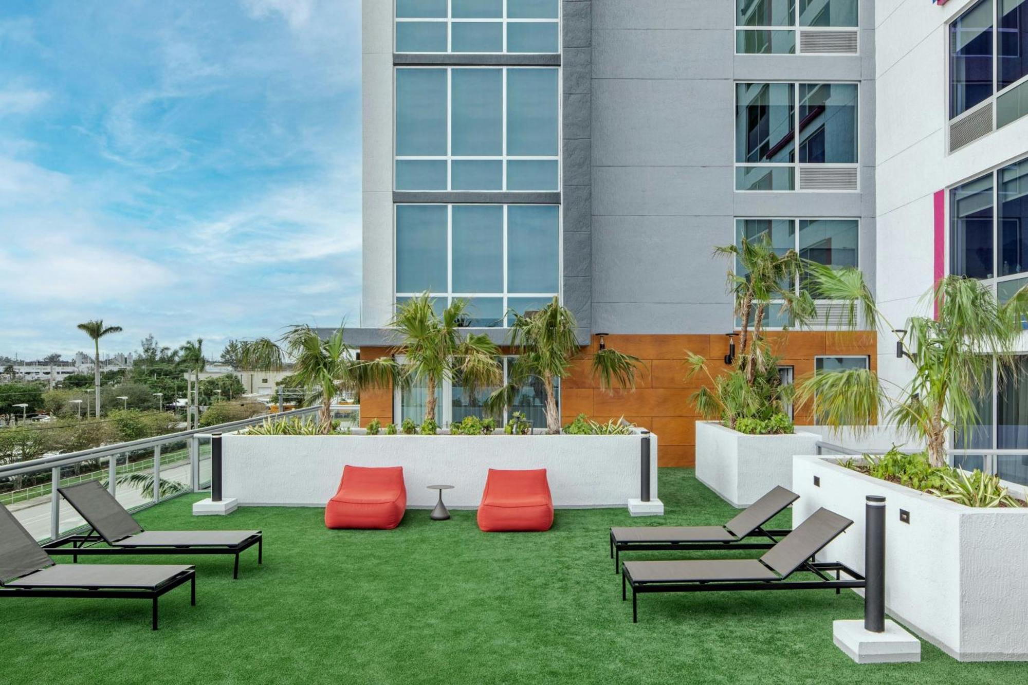 Aloft Fort Lauderdale Airport & Cruise Port Exterior foto